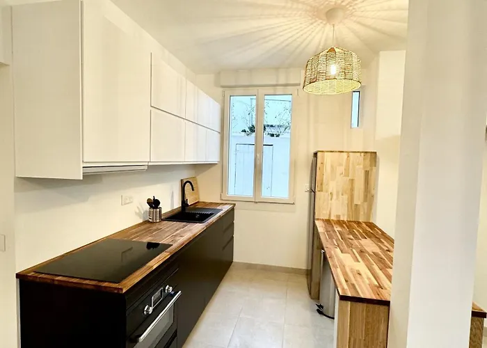 - Stationnement Gratuit * Nantes